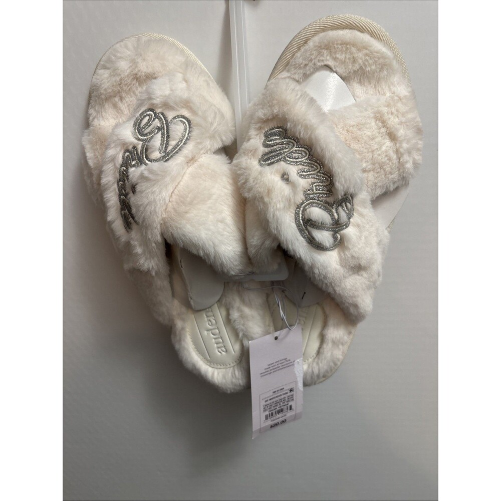 BRIDE Women Med 7-8 Wedding Bachelorett Embroidered Fluffy Slippers Auden  NWT